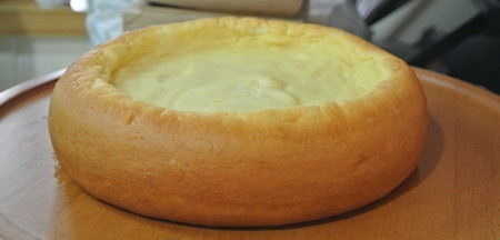 炊飯器で作る 簡単ヨーグルトチーズケーキの作り方とカロリーを紹介 ハイラックスキャンパー夫婦旅 プラス